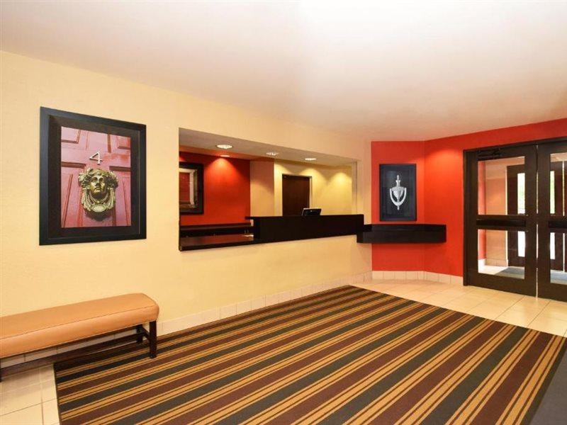 Suburban Studios Auburn Hills - Detroit Екстер'єр фото